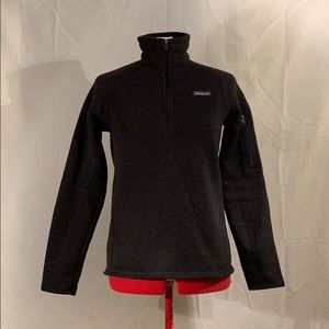 Woman’s Patagonia Black 1/4-Zip